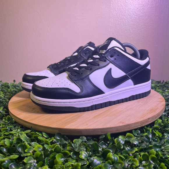 🔥 NIKE DUNK LOW RETRO PANDA BLACK WHITE SNEAKER SHOES MENS SIZE 8 DD1391-100 - Picture 2 of 9